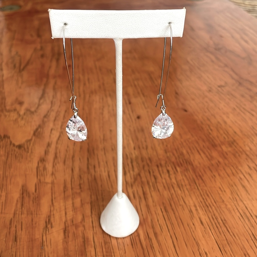 Crystal drop earrings